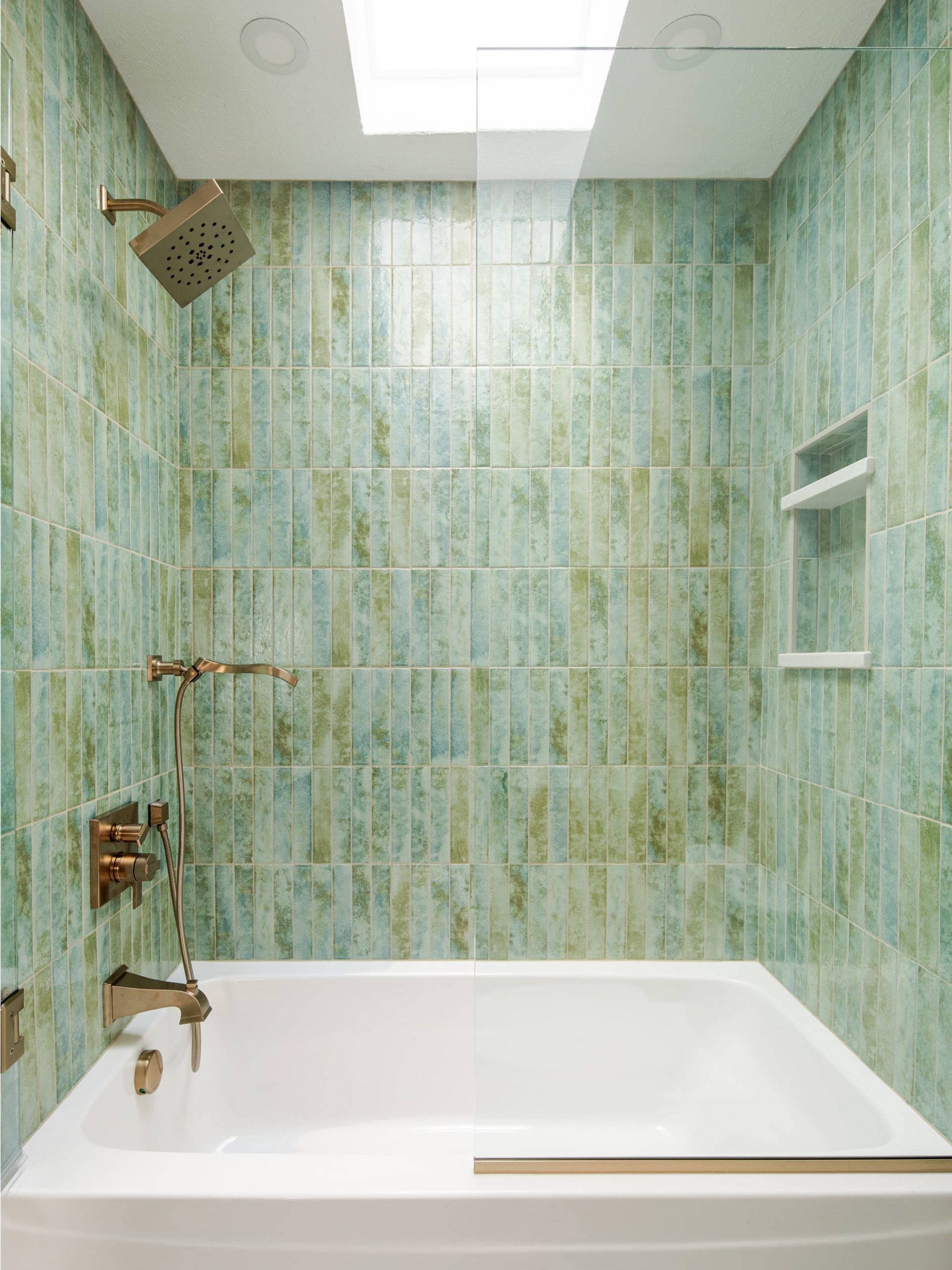 tub full view